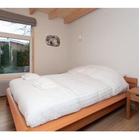 Quiet Location Yet Close To The Beach And Center Large Enclosed Garden Renesse Exterior foto