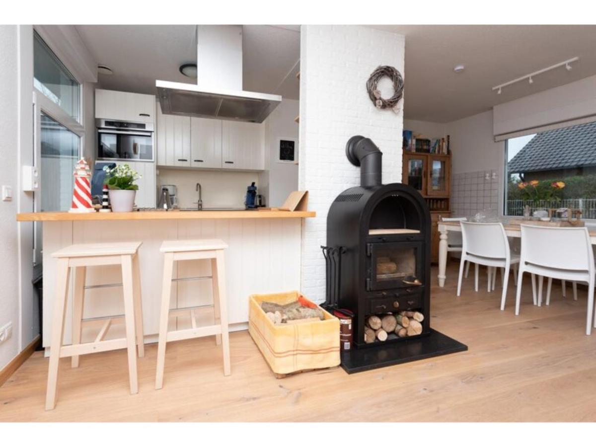 Quiet Location Yet Close To The Beach And Center Large Enclosed Garden Renesse Exterior foto