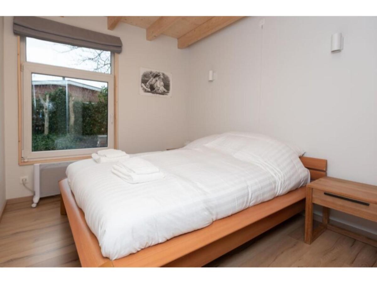 Quiet Location Yet Close To The Beach And Center Large Enclosed Garden Renesse Exterior foto