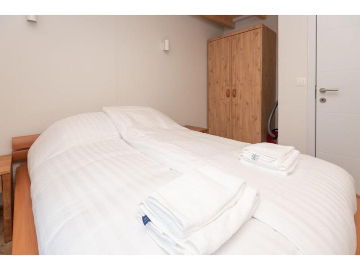 Quiet Location Yet Close To The Beach And Center Large Enclosed Garden Renesse Exterior foto