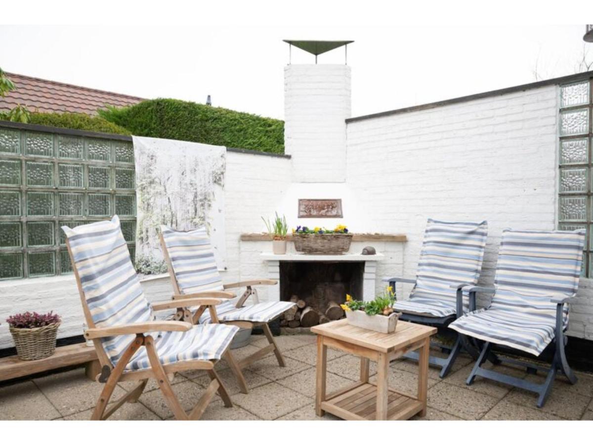Quiet Location Yet Close To The Beach And Center Large Enclosed Garden Renesse Exterior foto
